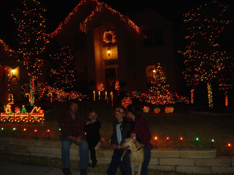 Hildebrand Christmas ScreenSaver/800x600_2006-12-21-03 Steiner Ranch Lights 35.jpg
